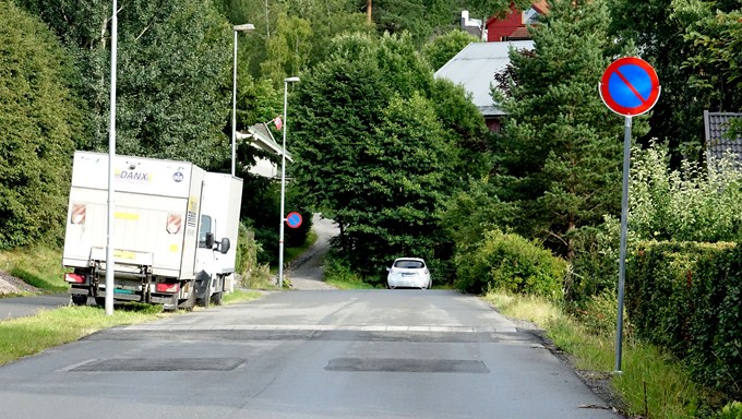 Parkeringsforbudet i Brennaveien utvidet